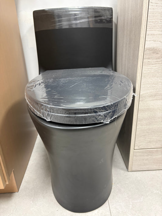 Toilet black